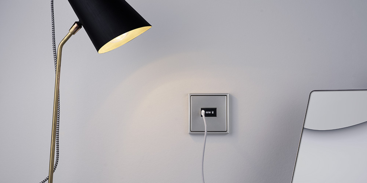 Ladegerät USB PD 60 bei Elektrotechnik Ritschel in Kronberg im Taunus