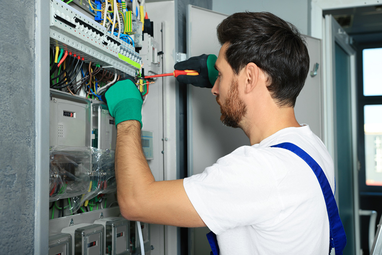 Nieder­spannungs­anlagen bei Elektrotechnik Ritschel in Kronberg im Taunus